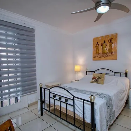 Aries, Lovely Terrace, 2 Bedrooms Apartman *